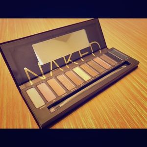 Urban Decay Naked Eyeshadow Palette